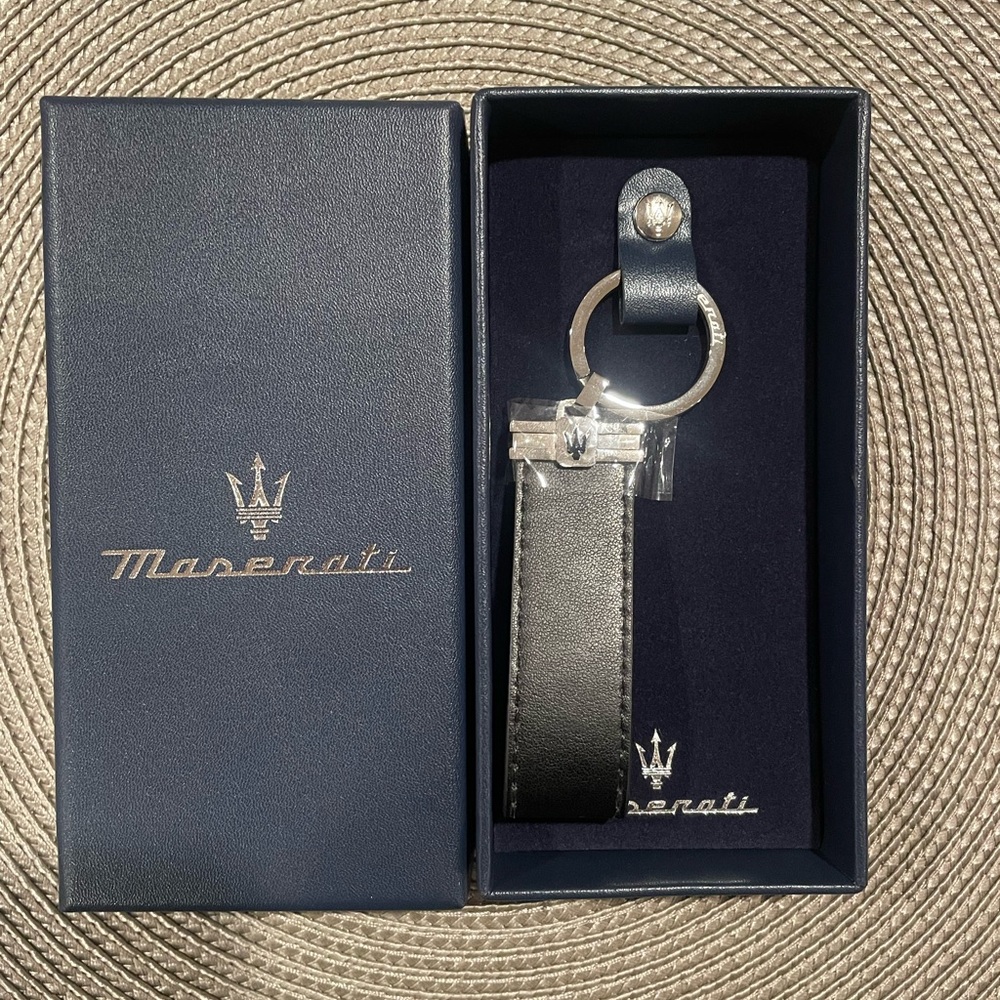 PORTACHIAVI MASERATI KEY RINGS - BLACK & SILVER
